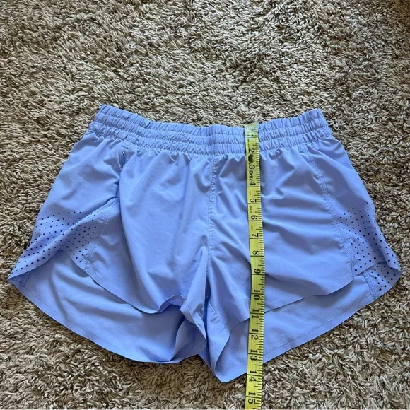 Athleta 3" Hustle Shorts Periwinkle Blue - Picture 4 of 8